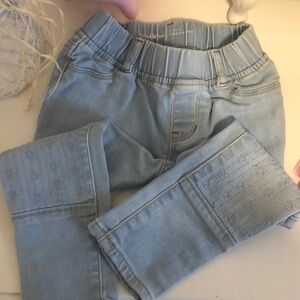 𝅺TODDLER size 2 babyGap jeans leggings.